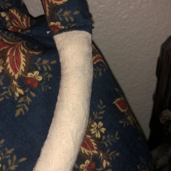 New Elegant Handmade Rag Doll Royal Blue Red Paisley Print Dress Beautiful - Picture 6 of 6